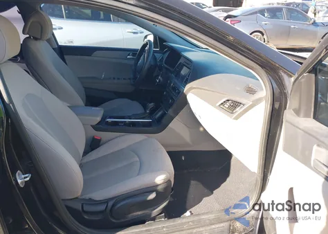 2016 Hyundai Sonata Se z USA, uszkodzony, nr VIN 5NPE24AF1GH434886